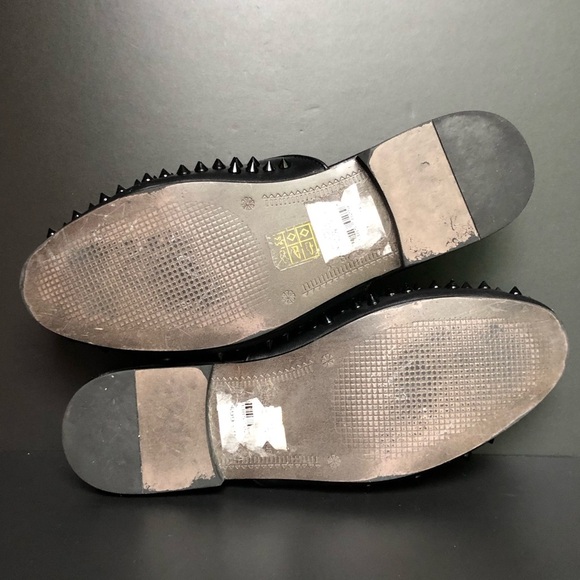 Saks Fifth Avenue Rudy Black Studded Leather Mules Men’s 7 Women’s 8.5 Punk Edgy - Picture 7 of 11